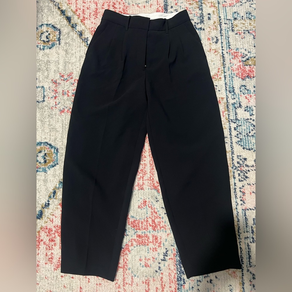 Aritzia Wilfred size 6 work pants